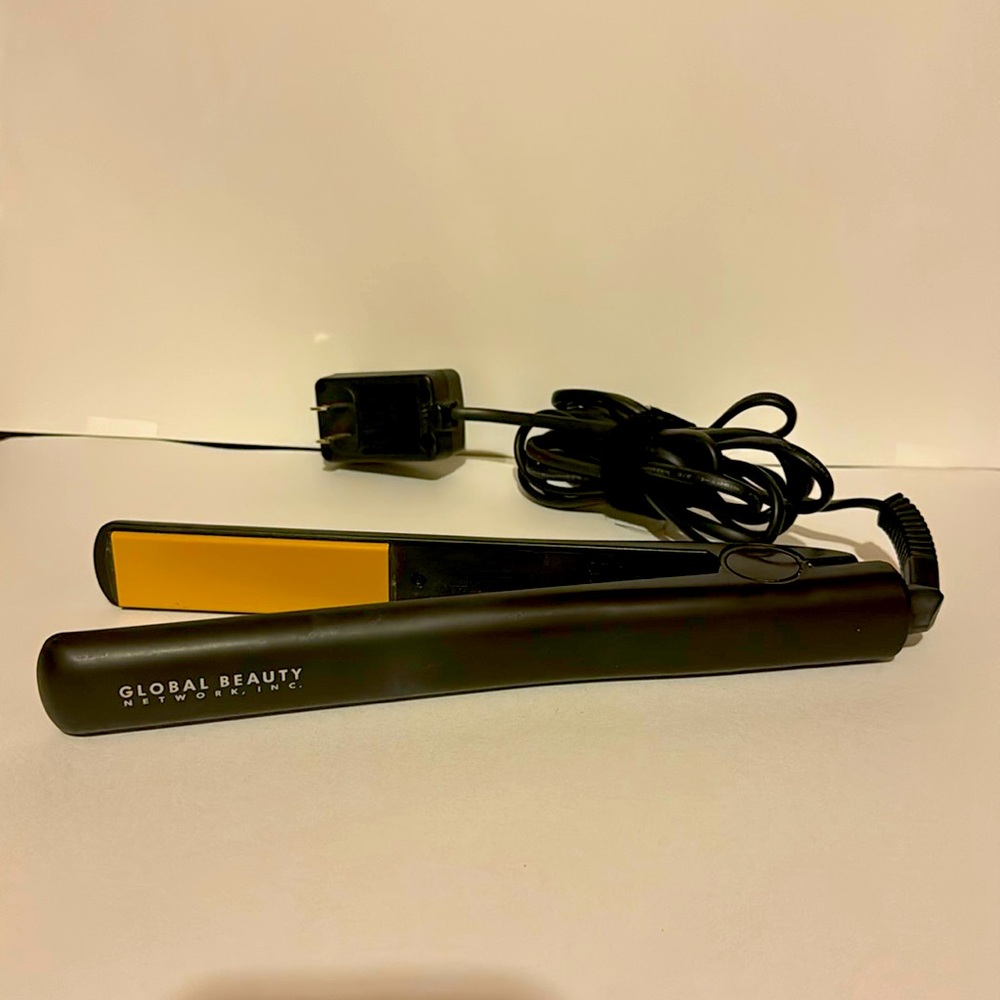CHI flat iron